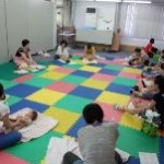 ベビーマッサージ