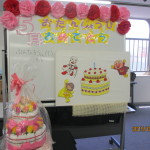 手作りオムツケーキでお祝いします