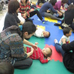 ママと一緒に♪お芋を切って