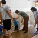 足が届くサイズなら子どもたちも安心して使えるね