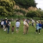 ぞ~さんが忘れていった大きな大きな帽子。いろんな動物が入って大騒ぎ~!