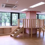 デッキからは横浜公園の緑が一望できます! ※保護者の方と一緒にご使用ください。