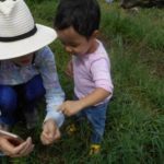 バッタもさわれたよ！